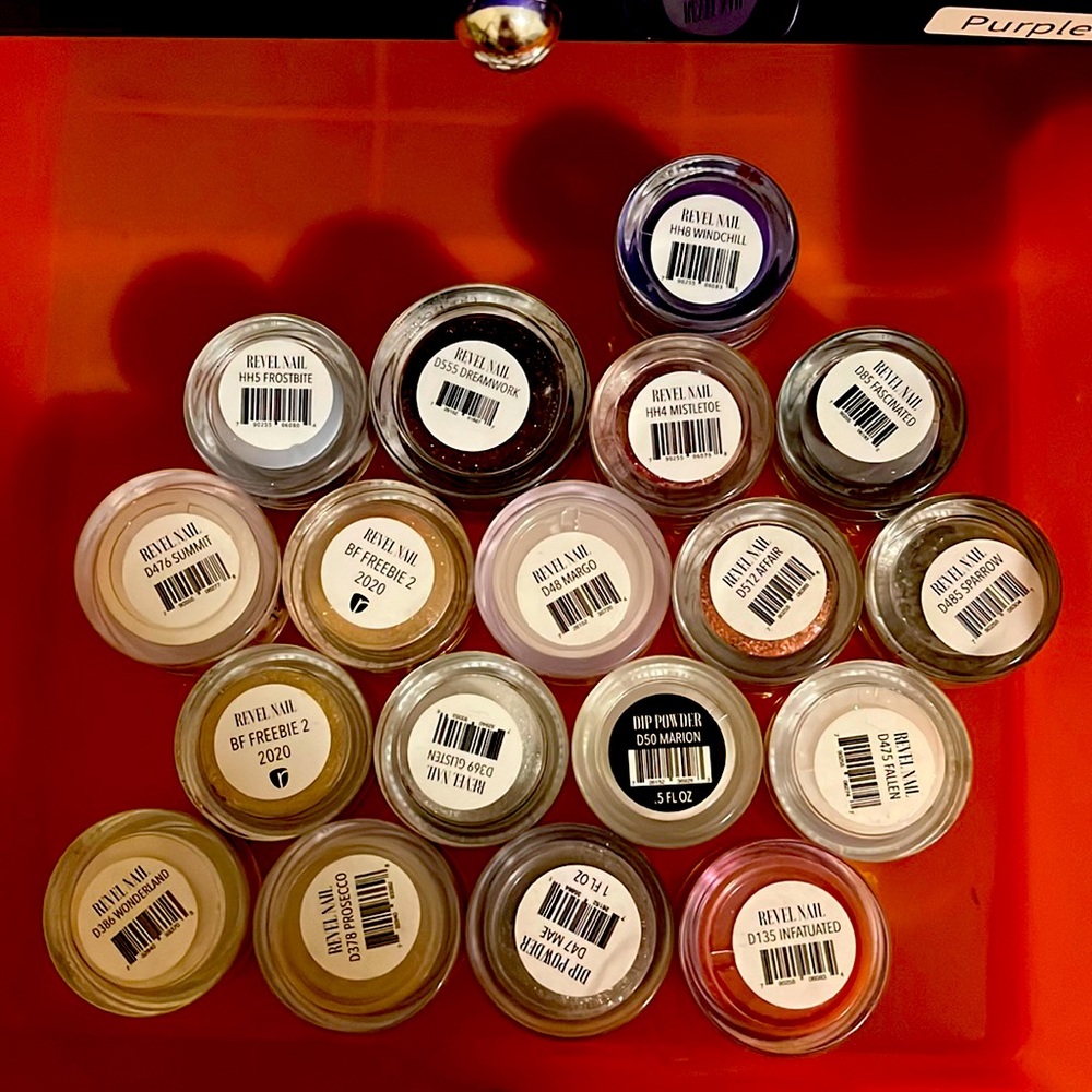 Revel Dip Powders